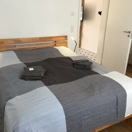 Apartment Ferienwohnung Kroepelin